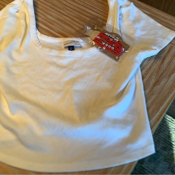 Universal Thread White Ribbed Top XL NWOT - Picture 2 of 2